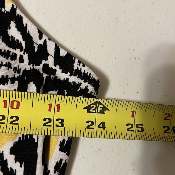 Ruby rd sleeveless dress, bodice bead adornments. Sz 1x - Picture 5 of 7